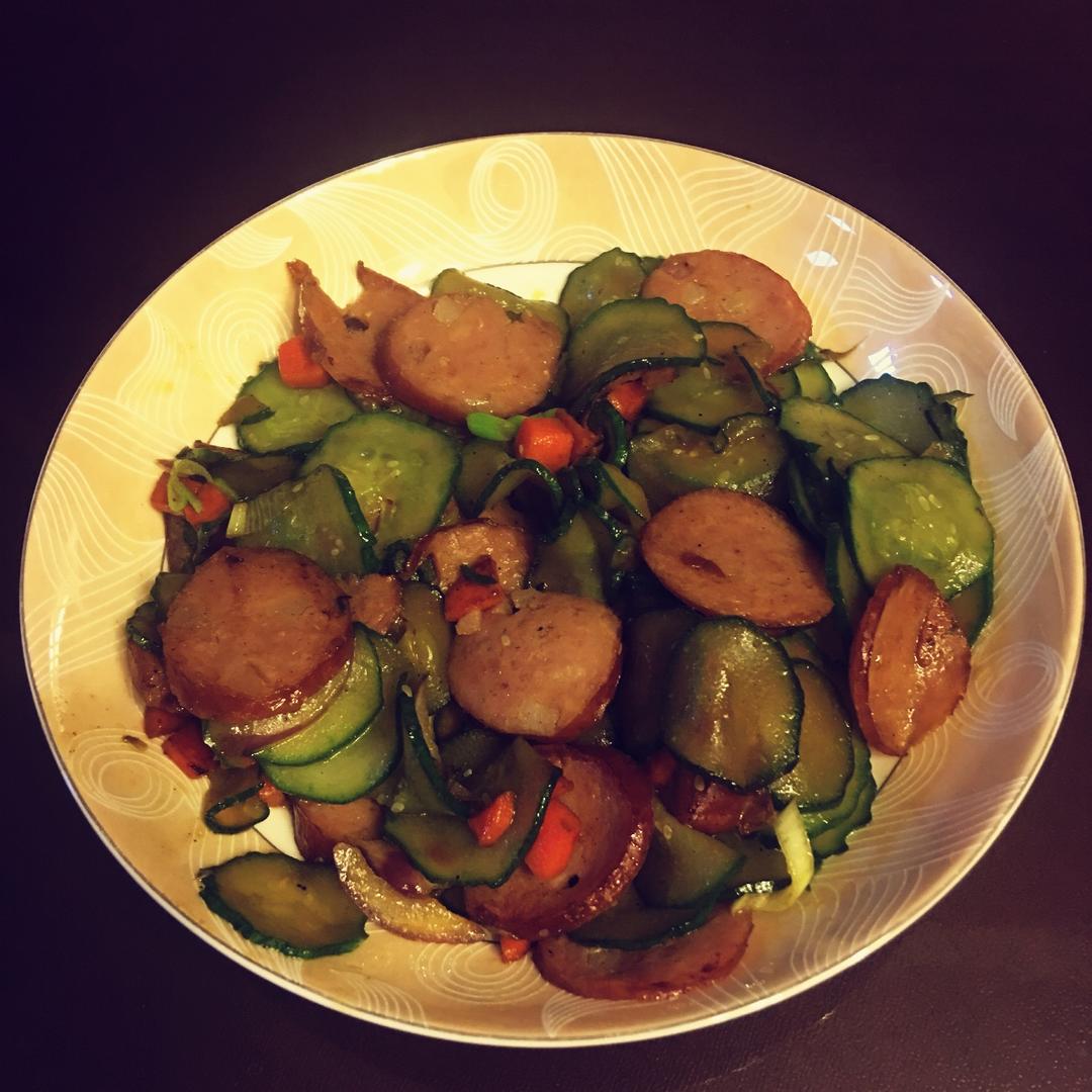 memory361做的黄瓜炒红肠