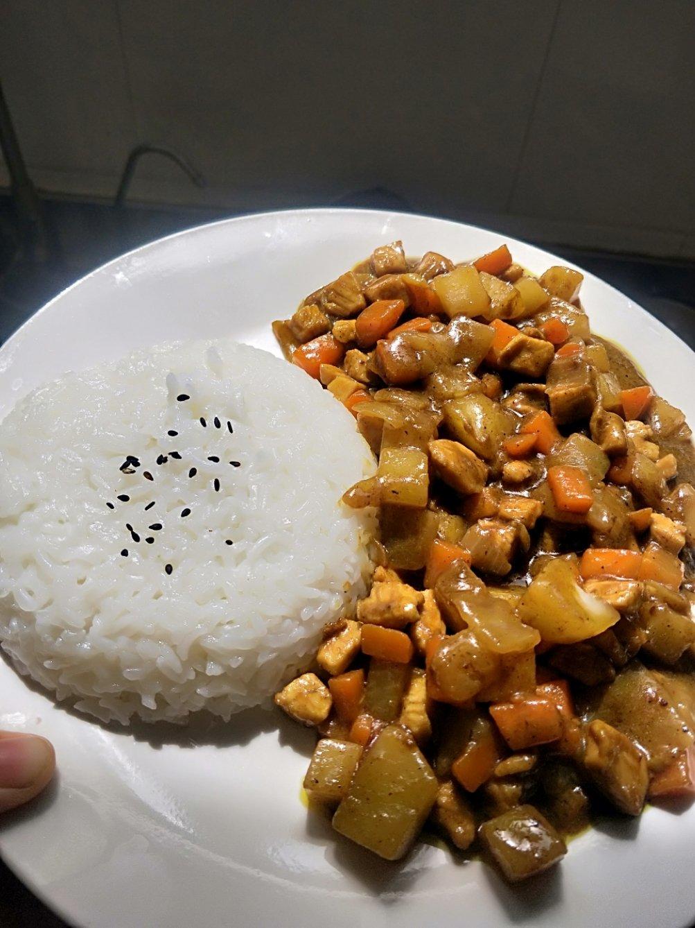 咖喱鸡肉饭