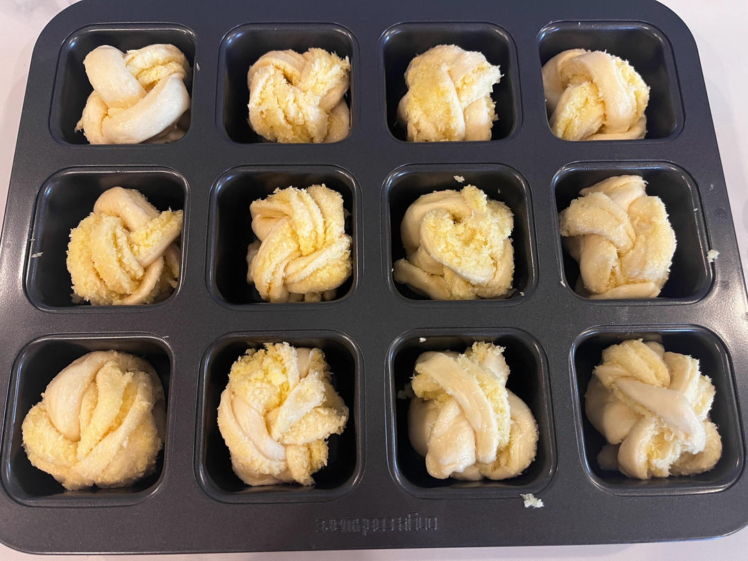 椰蓉满满！香味十足的mini小吐司