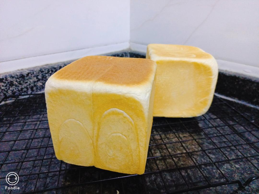 白吐司｜低油低糖·烫种法