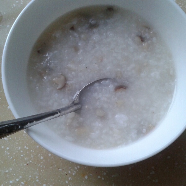 香菇鸡肉粥