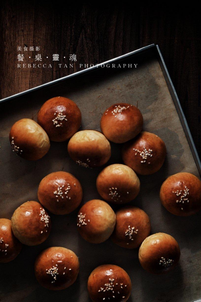大人小孩都爱不释口的【蜂蜜牛奶小餐包】