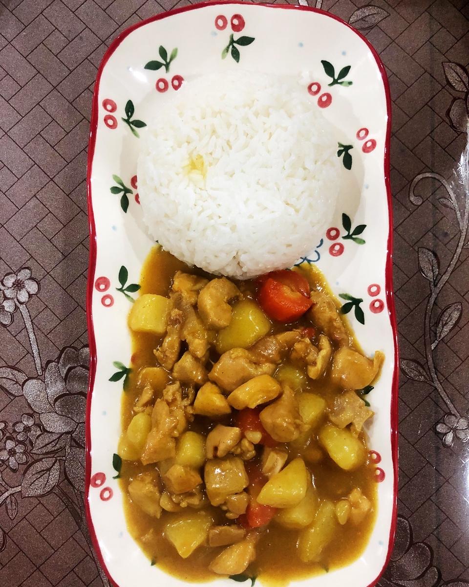 咖喱鸡肉饭
