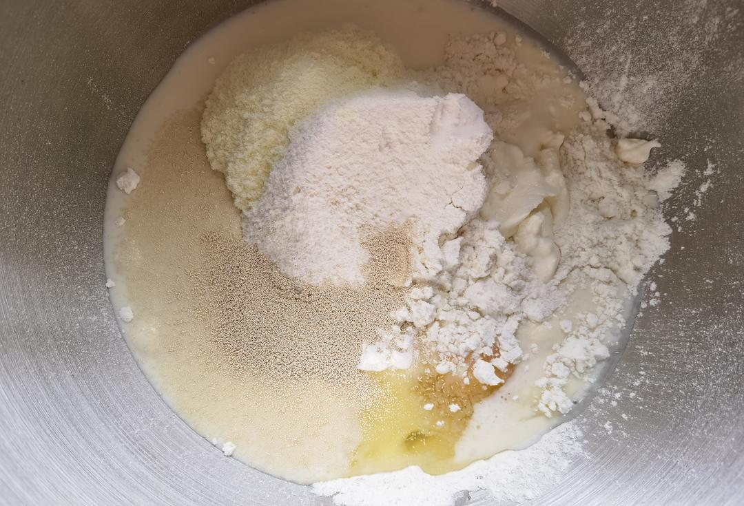 纯奶手撕吐司的做法 步骤1