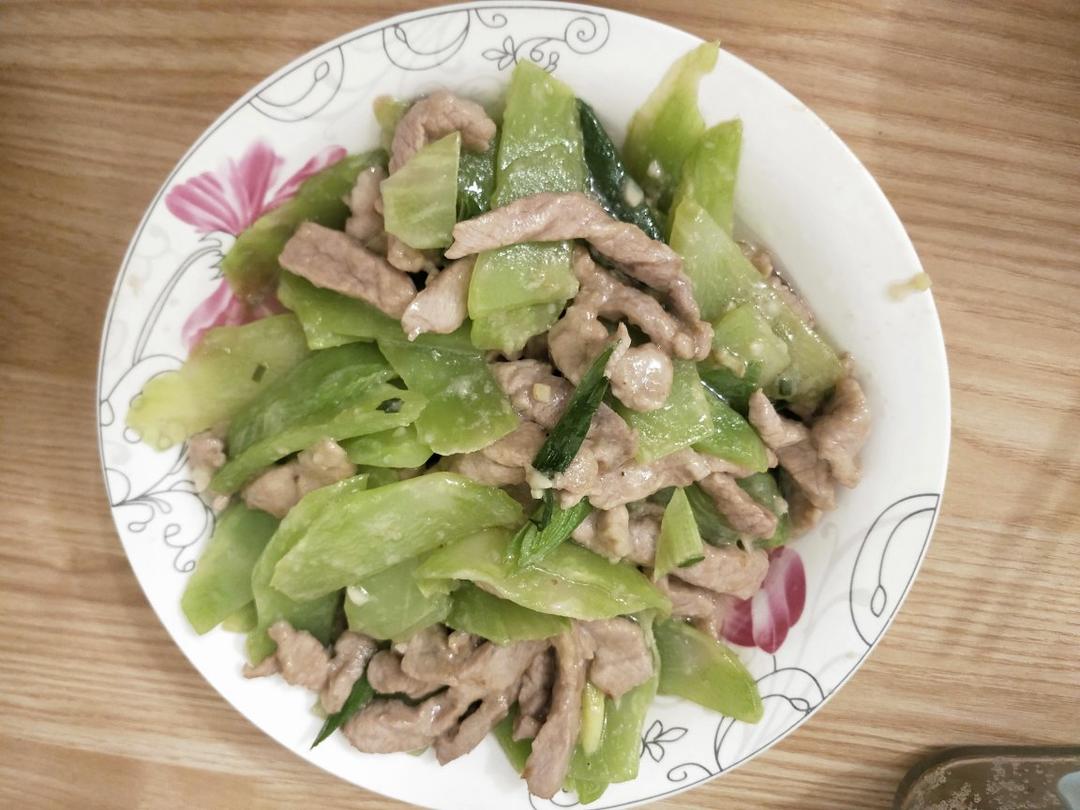 莴笋炒肉