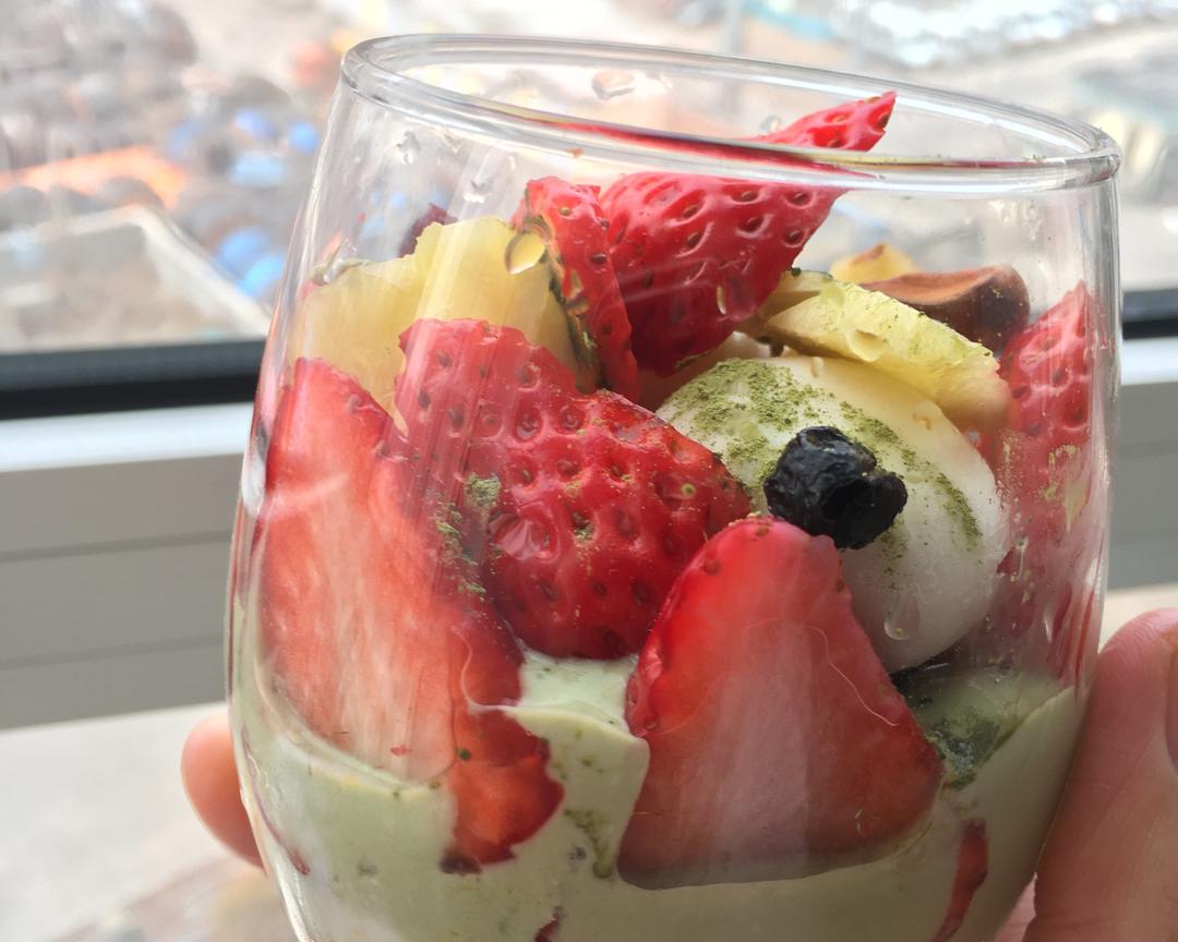 水果汤圆酸奶杯的做法