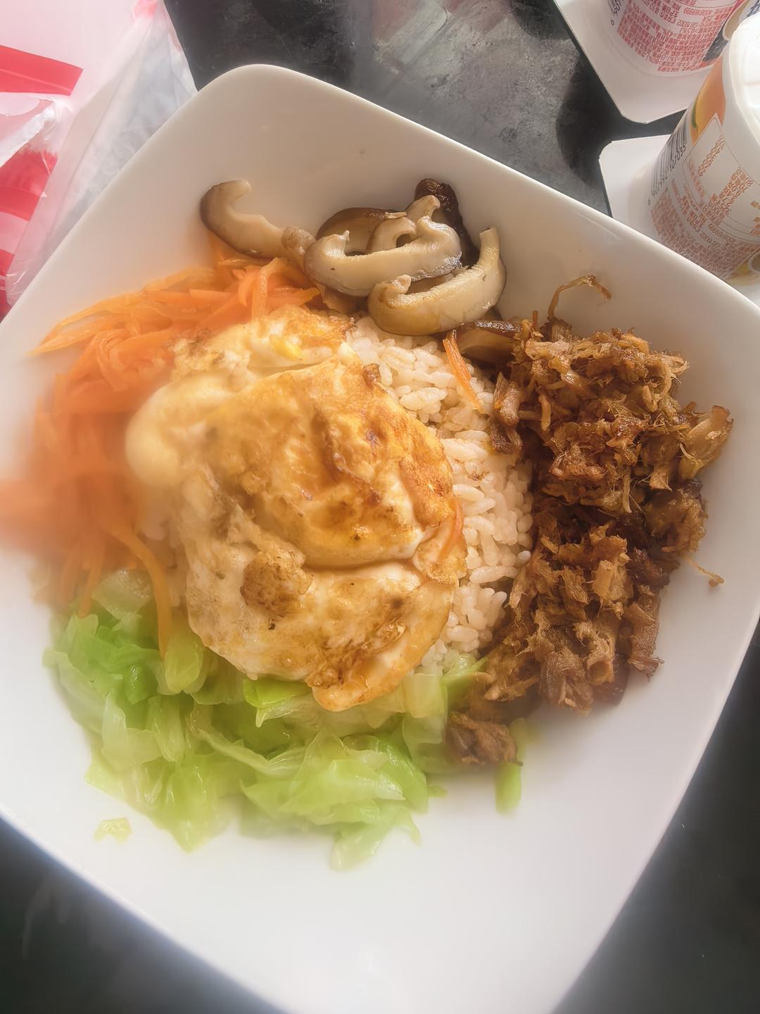 小朋友晚餐：韩式拌饭