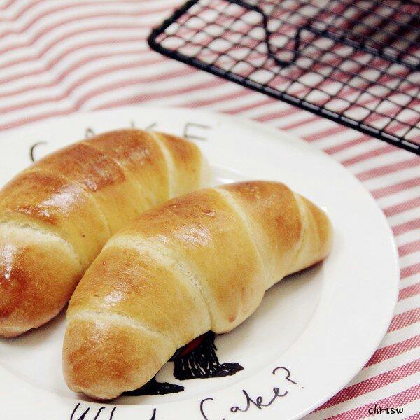 手机用户79675e6s做的奶油面包卷黄油