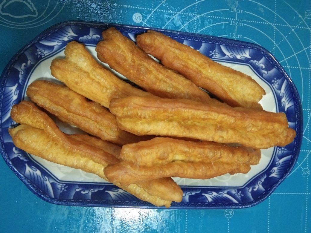 酥软小油条（早餐）