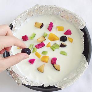 辅食：简易版水果酸奶冰激凌雪糕的做法 步骤4