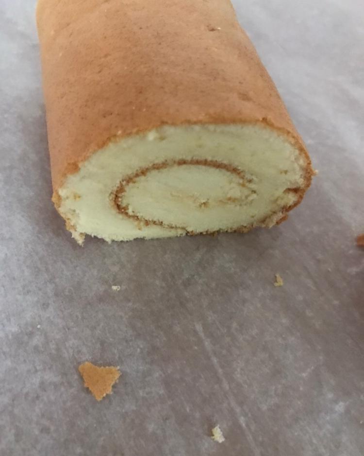 原味蛋糕卷