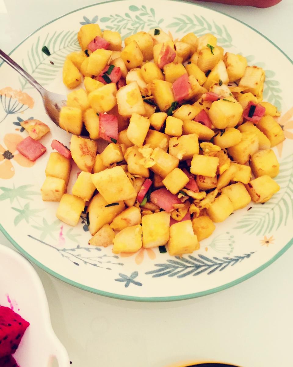 孜然炒烤馒头丁