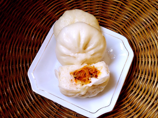 蓝鱼做的萝卜粉丝包子