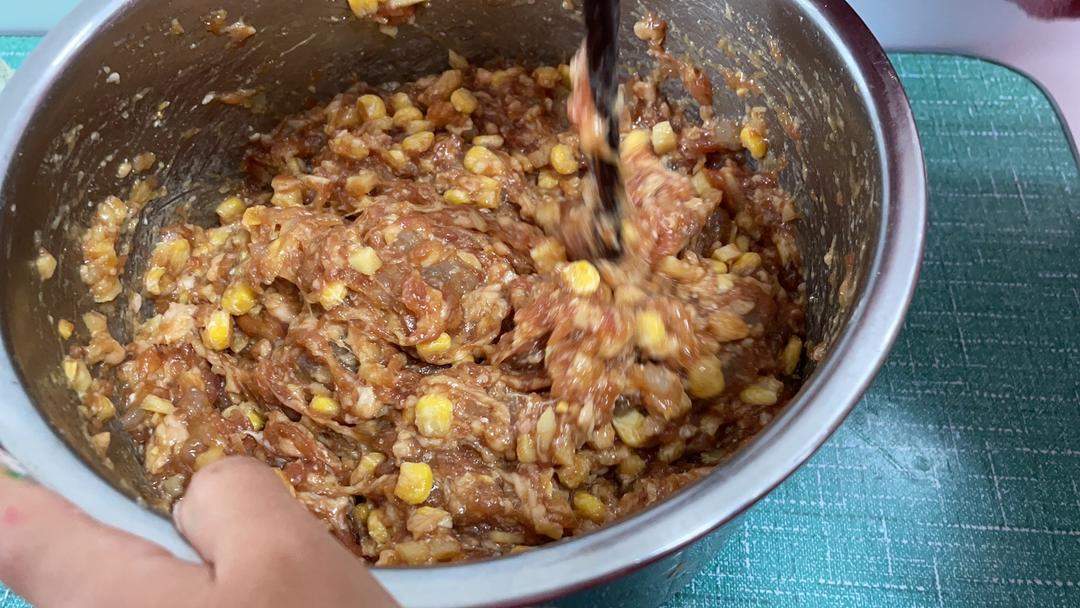 虾仁玉米猪肉饺子