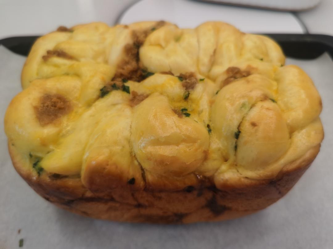 香葱肉松土司的做法