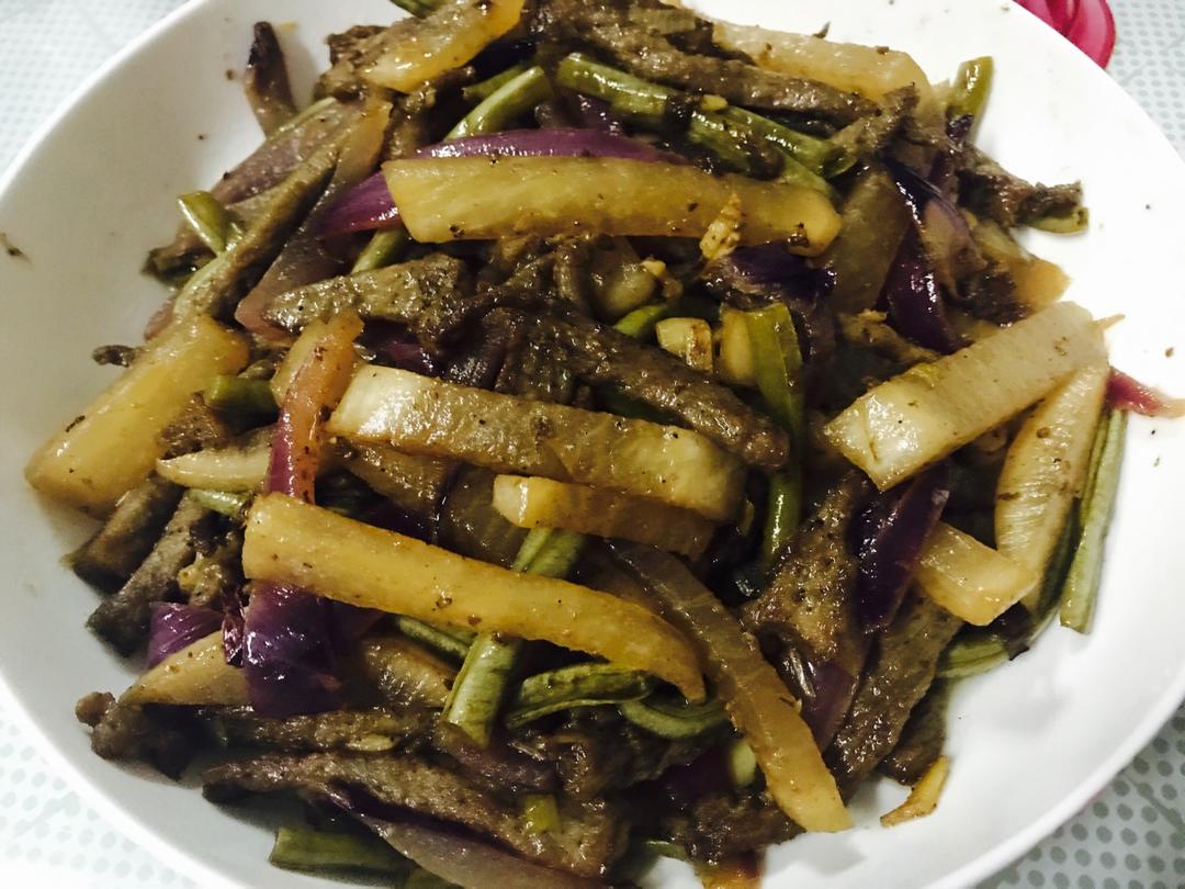 酸萝卜炒牛肉