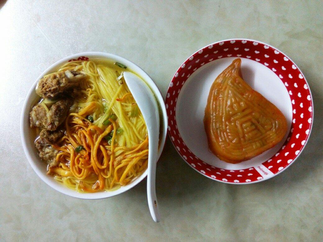 一个人也得下厨房