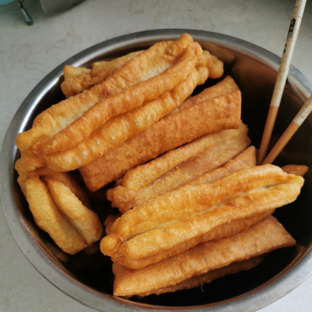 自制蓬松酥脆大油条