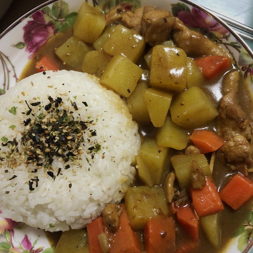 日式咖喱土豆炖鸡腿肉
