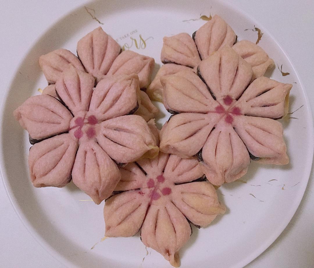 枣泥紫荆花酥