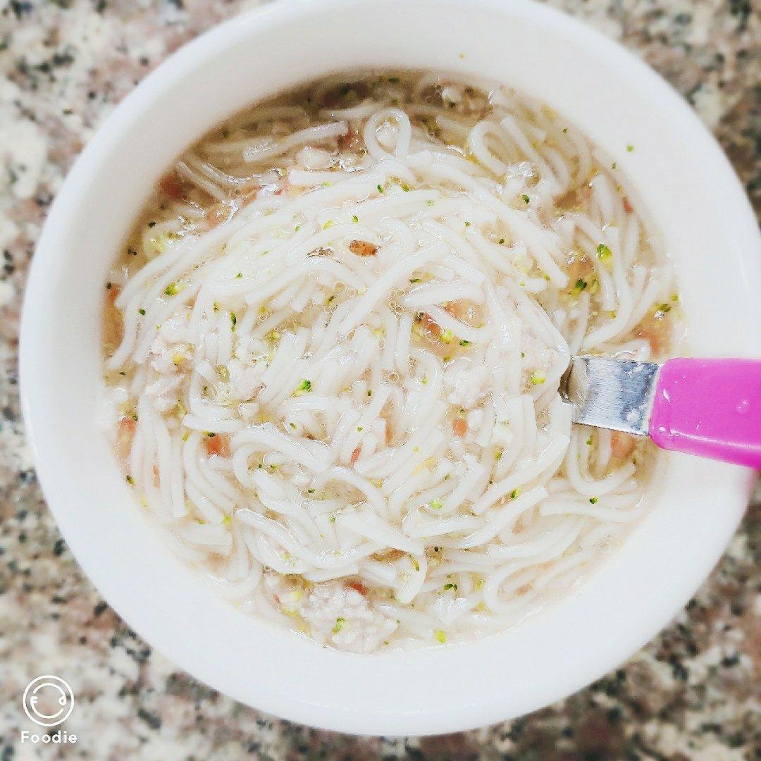10个月以上宝宝辅食西红柿白菜瘦肉面
