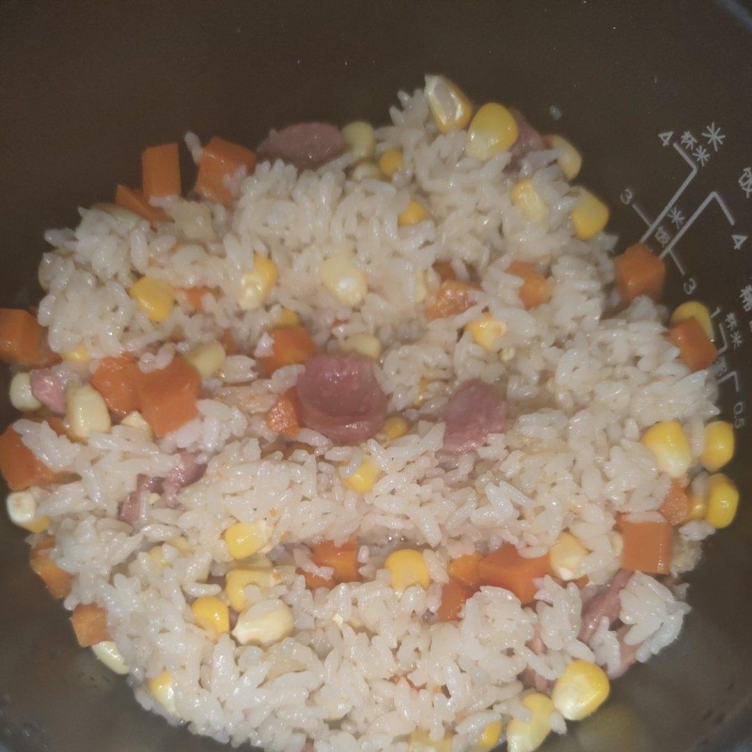 懒人必备～电饭煲腊肠焖饭