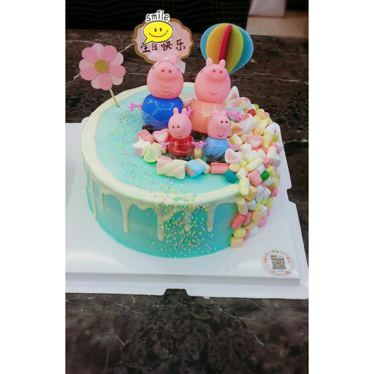 小猪佩奇场景蛋糕
