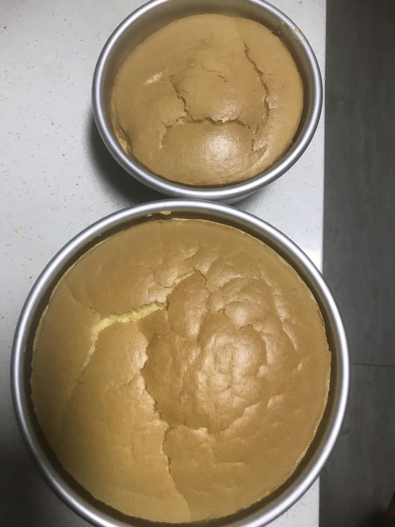超详细步骤！8寸戚风（适合做蛋糕胚）