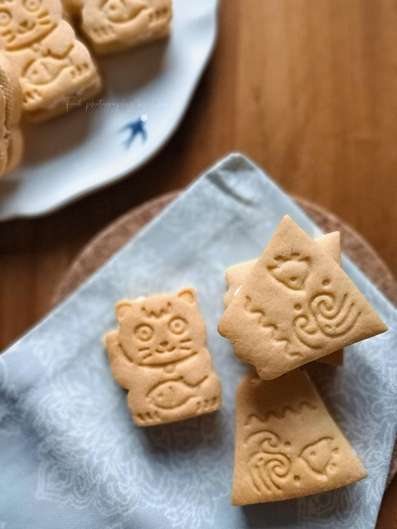 「食·日本北海道」朗姆葡萄乾奶油夹心饼乾，マルセイ バター サンド