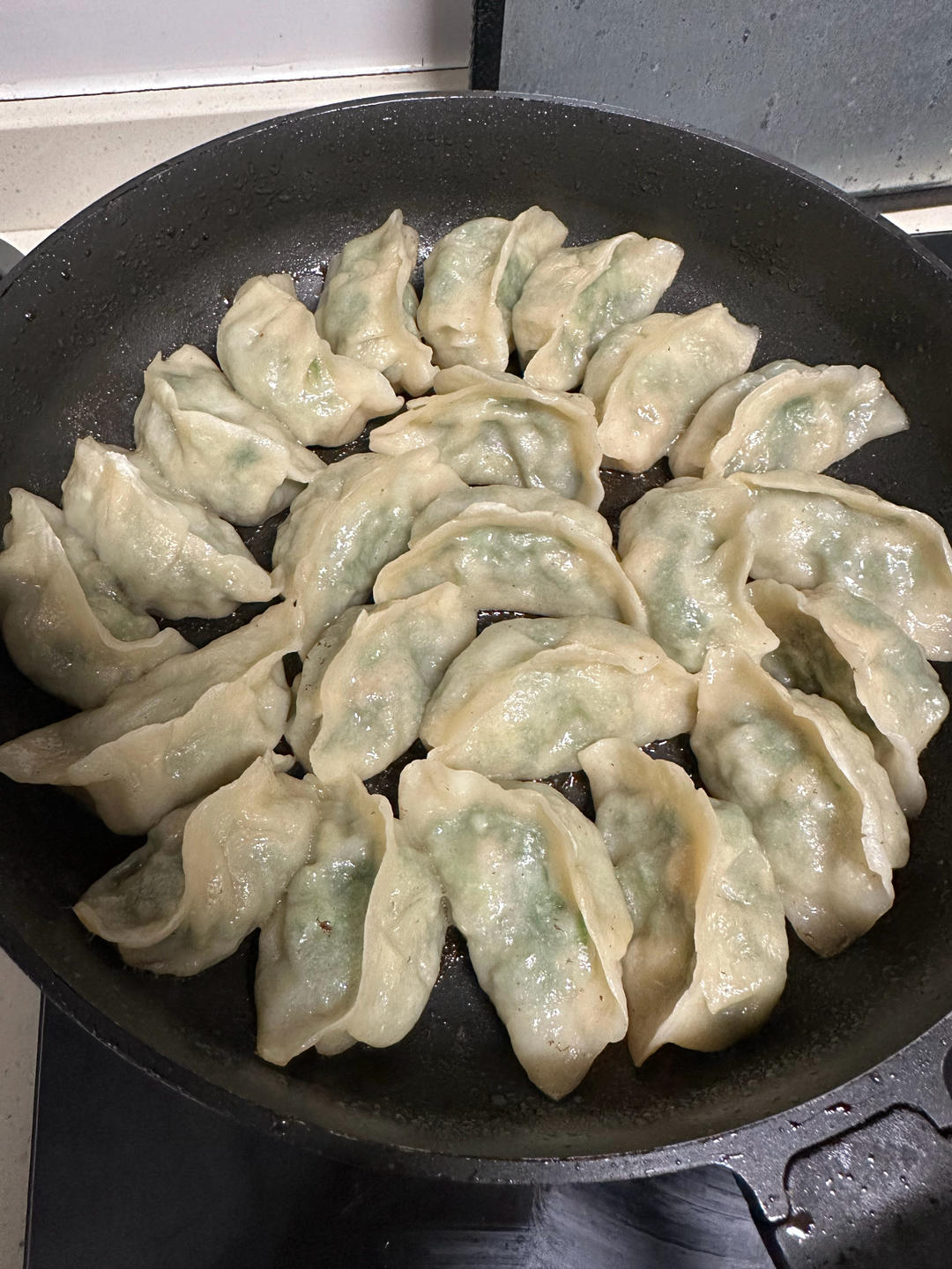 懒人生煎饺子