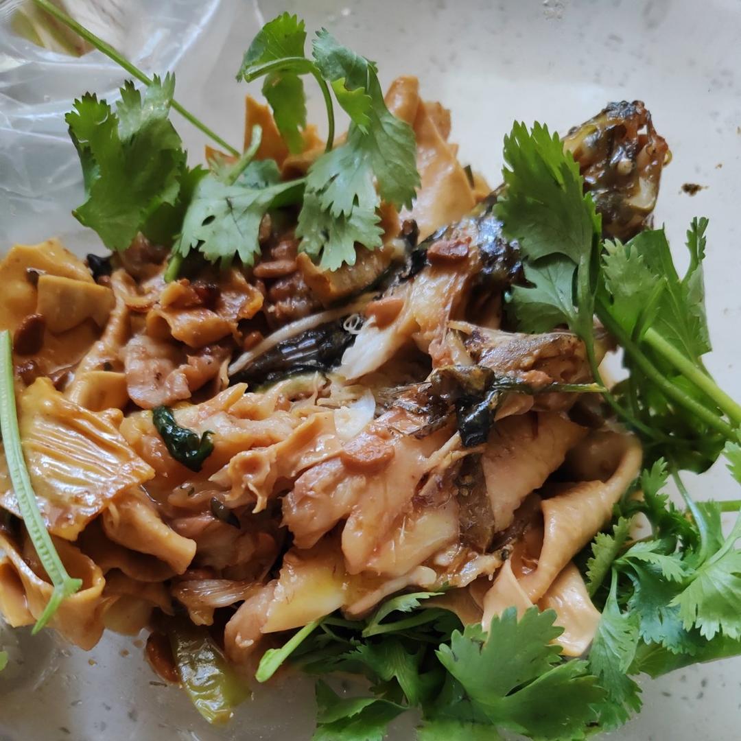 铁锅炖嘎鱼十五分钟快手