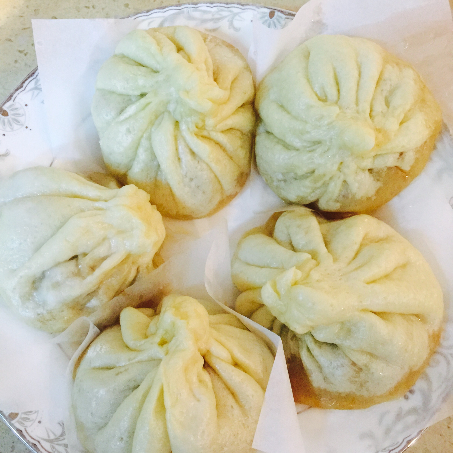 肉包子,杠杠的
