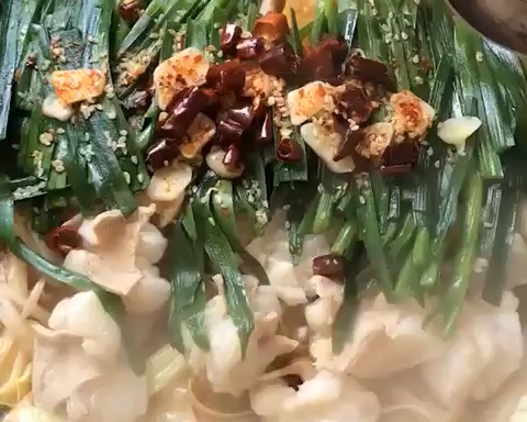 日式酱油肥肠锅