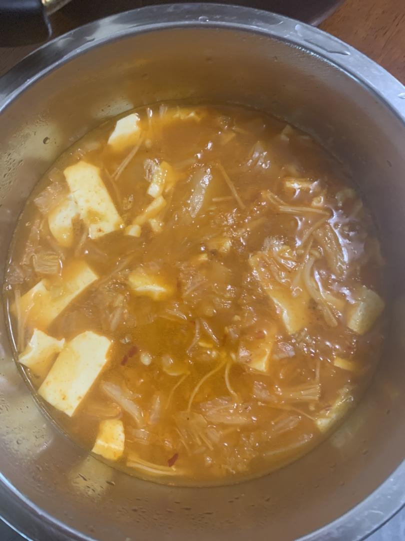 辣白菜豆腐汤