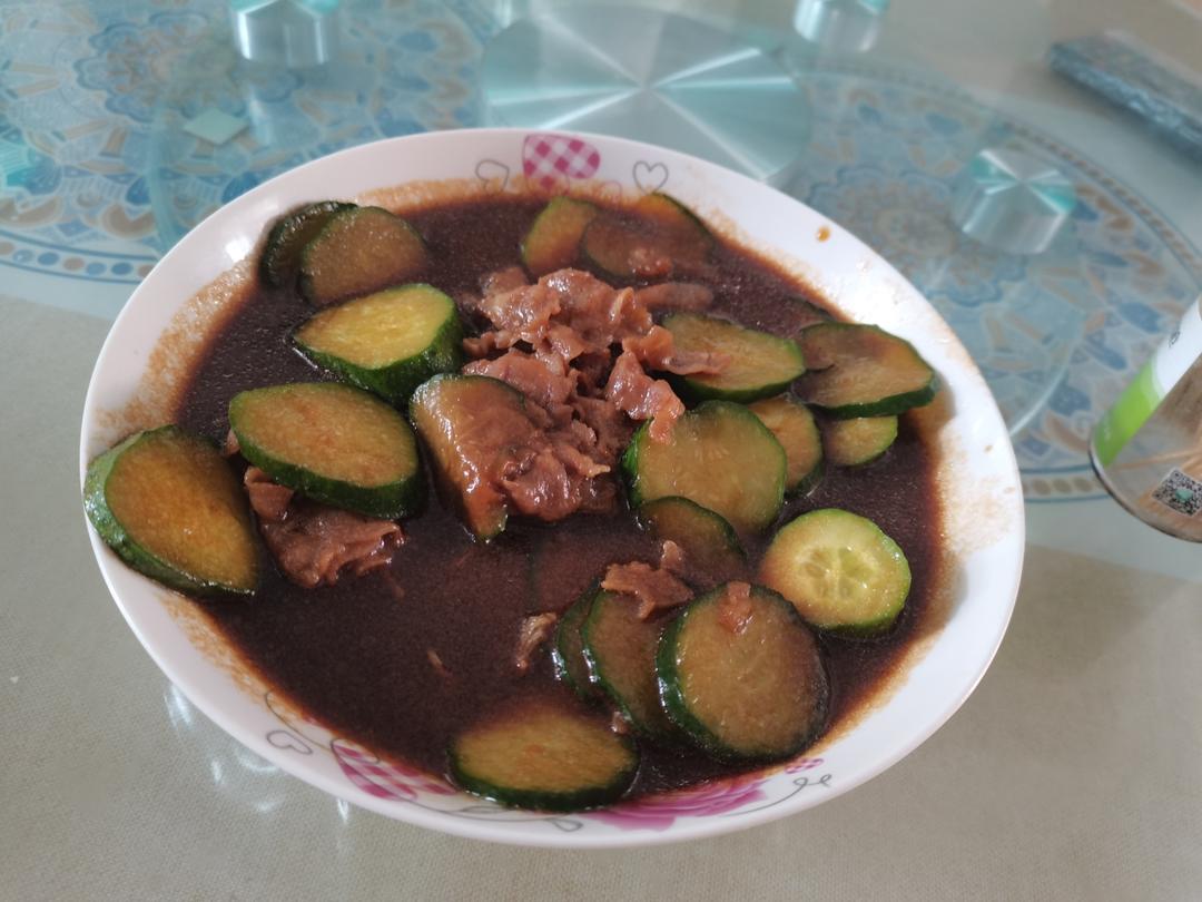 黄瓜炒牛肉