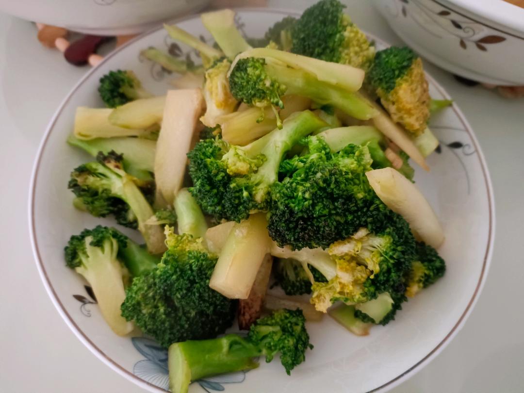 清炒西兰花