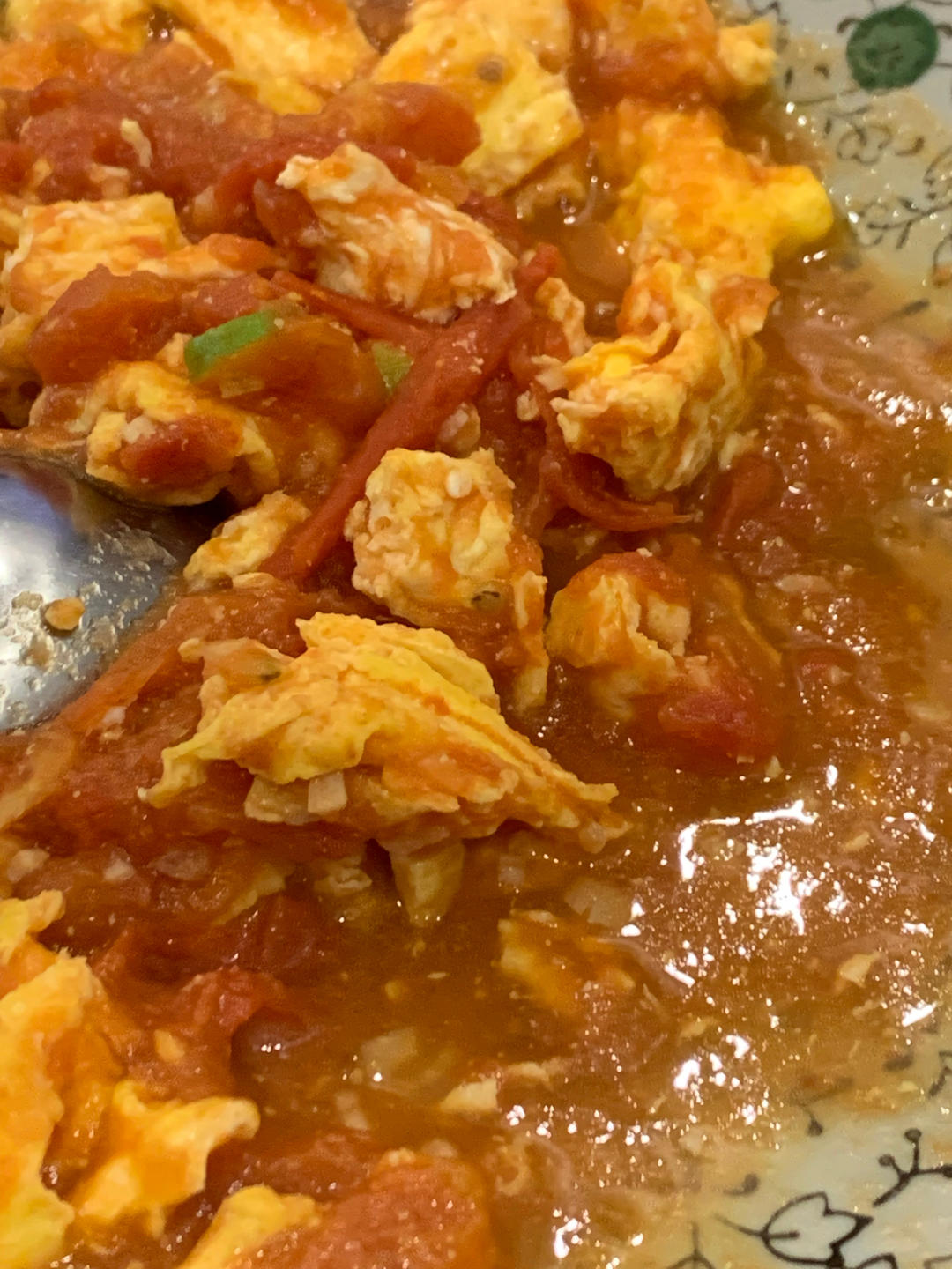 番茄炒鸡蛋（超浓的番茄味）