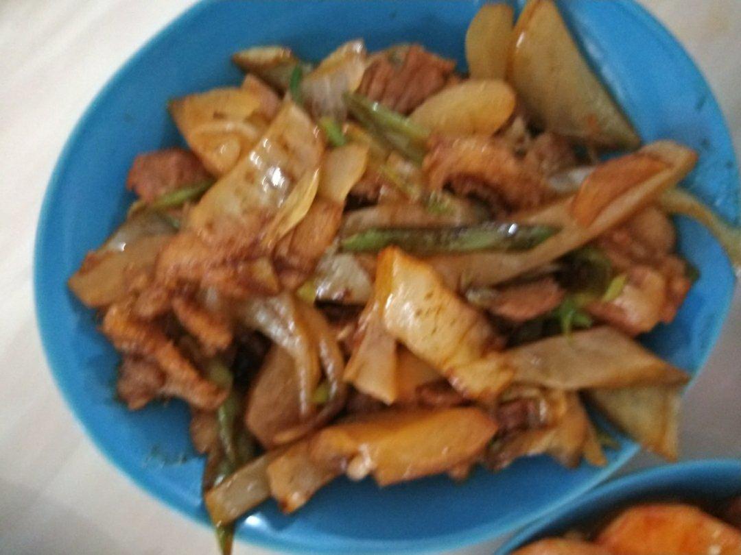 ㊙️腊味‼️腊肉煸茶树菇‼️营养美味