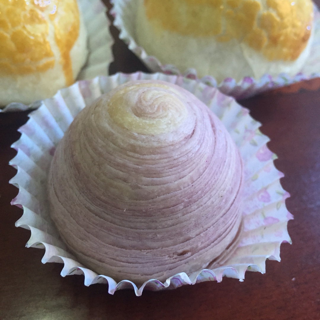 蛋黄酥~紫薯、抹茶、原味~花好月圆，中秋快乐~内附一次做六色蛋黄酥方法~