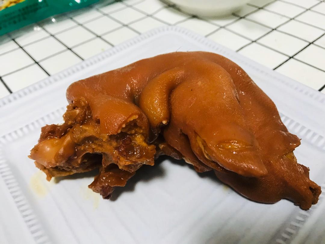 下酒好菜酱猪蹄