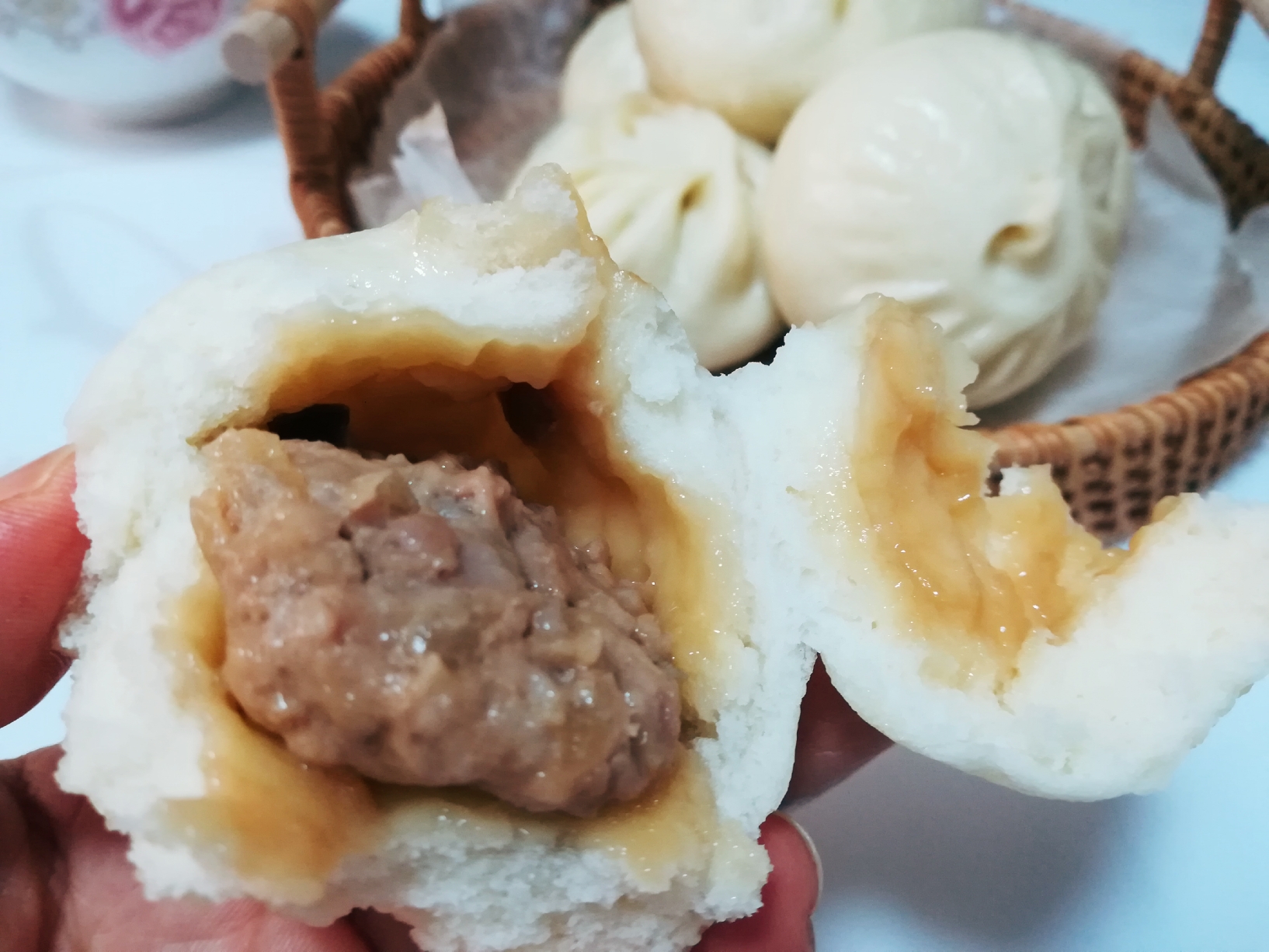 香菇猪肉酱香馅料   包子 饺子 馅饼 馄饨   通用馅料    肉馅特嫩     松软多汁    酱香浓郁的做法