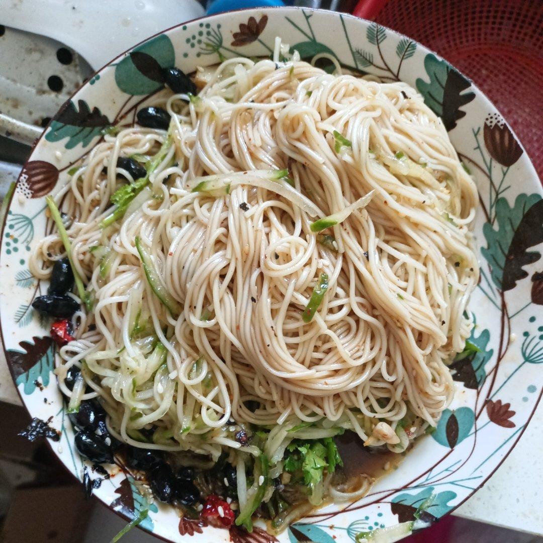 酸辣开胃✅零失败的酸辣凉拌面