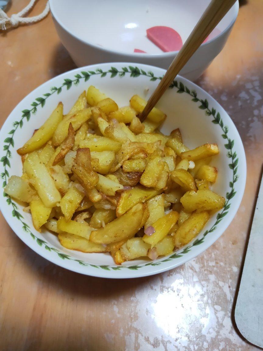 香辣过瘾的狼牙土豆条，秒光