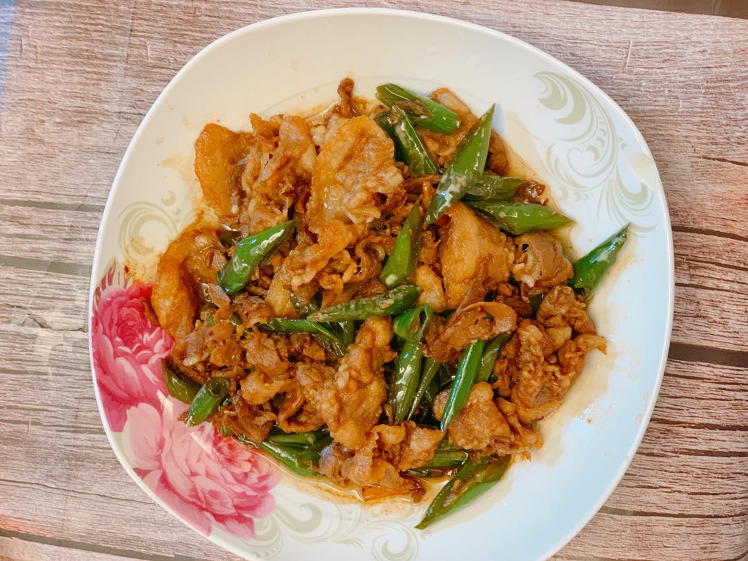 农家小炒肉【记忆中勾魂的油汤】