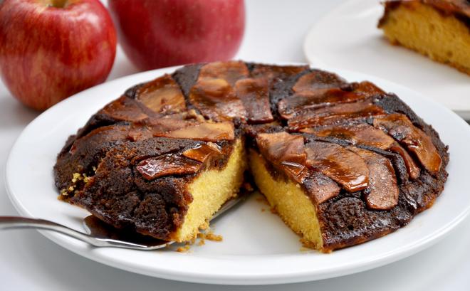 （视频食谱）黑糖苹果翻转蛋糕 Apple Upside Down Cake的做法