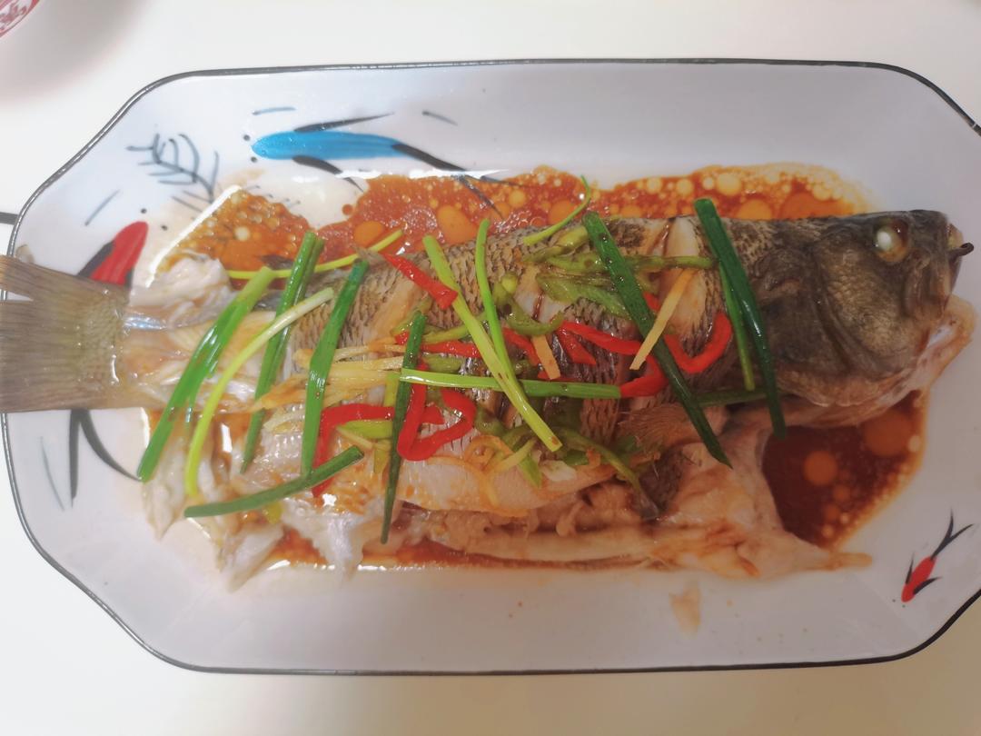 清蒸鲈鱼