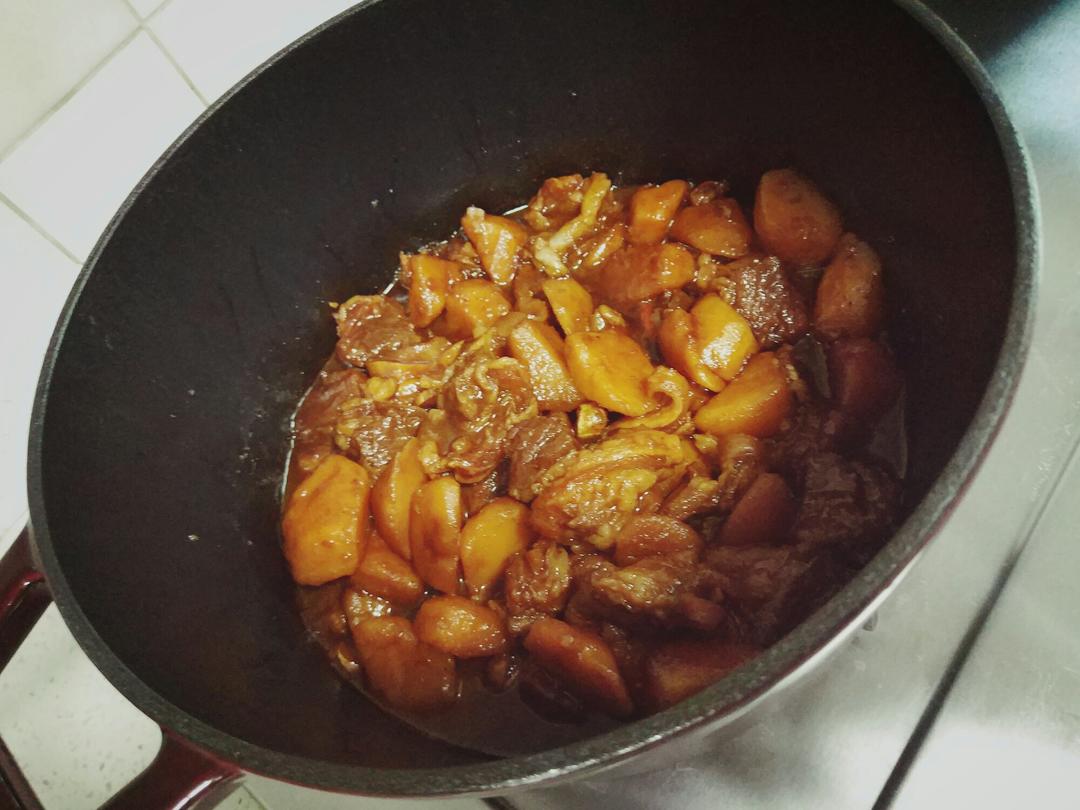 红烧牛腩