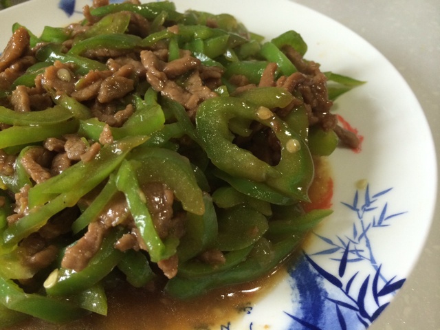 牛角椒炒牛肉丝