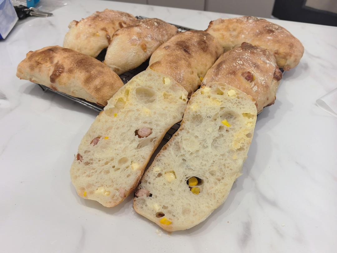 香肠芝士恰巴塔