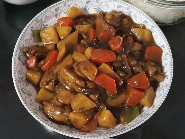土豆咖喱鸡肉